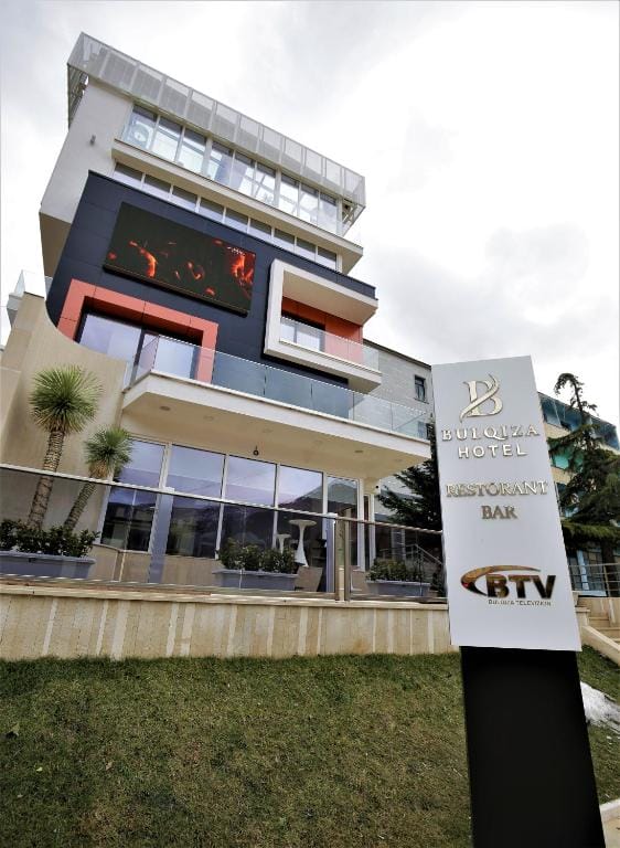Hotel Bulqiza - Image 1