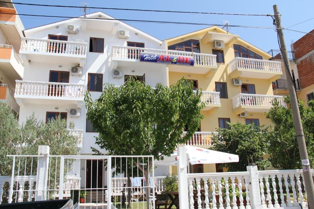 Apartments Hotel AL&#038;DE