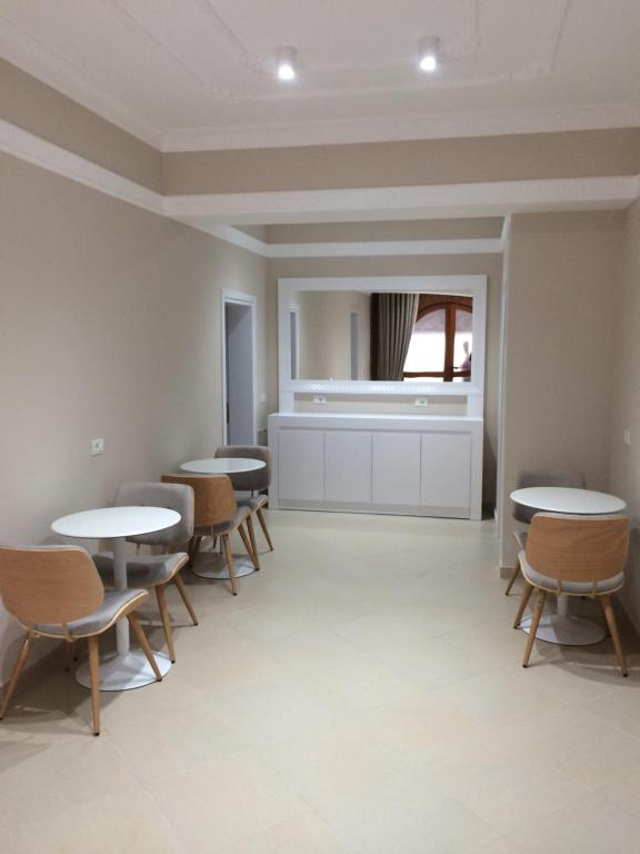 MERKAJ HOTEL BERAT - Image 1