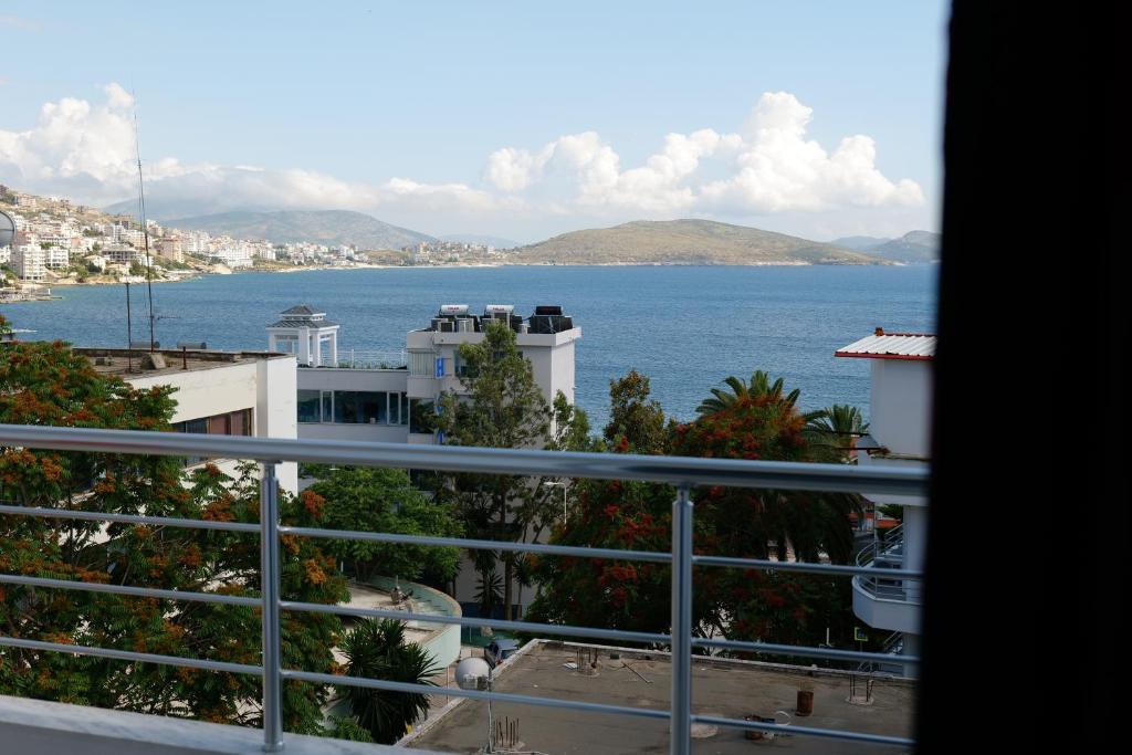Hotel Piazza - Image 1