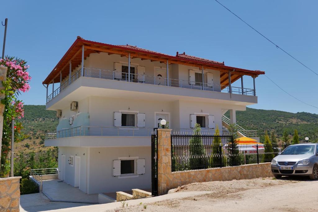 Vila Ervin Ksamil - Image 1