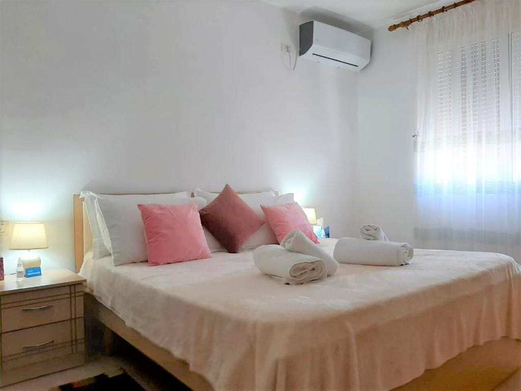 Sazani’s Place