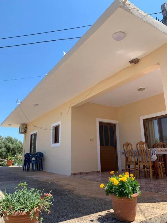 Niks Apartments - Image 1