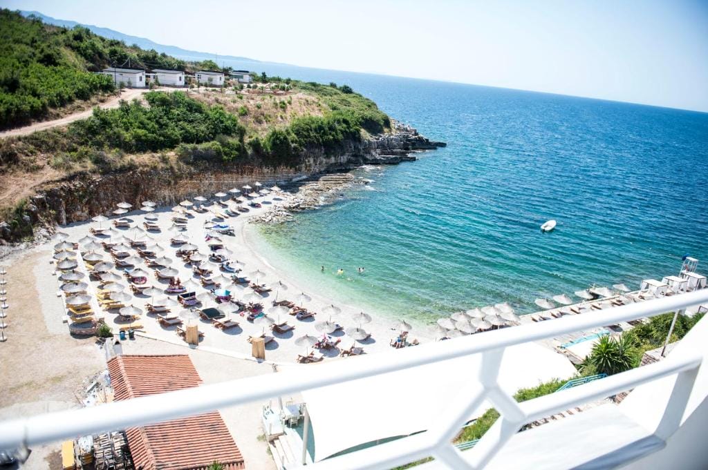 Heaven Beach Sarandë - Image 1