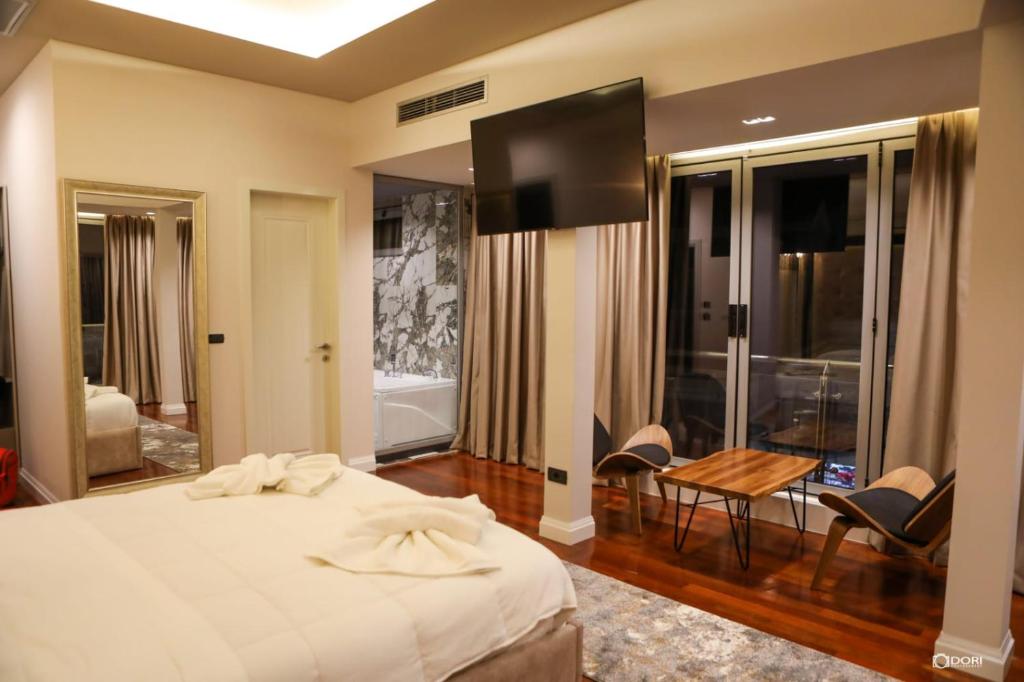 Secret Hotel,Korce - Image 1