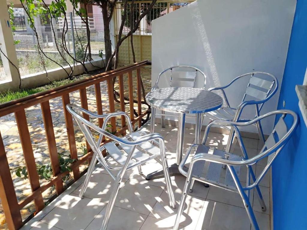 One bedroom appartement at Shkoder 400 m away from the beach with enclosed garden and wifi B - Image 1