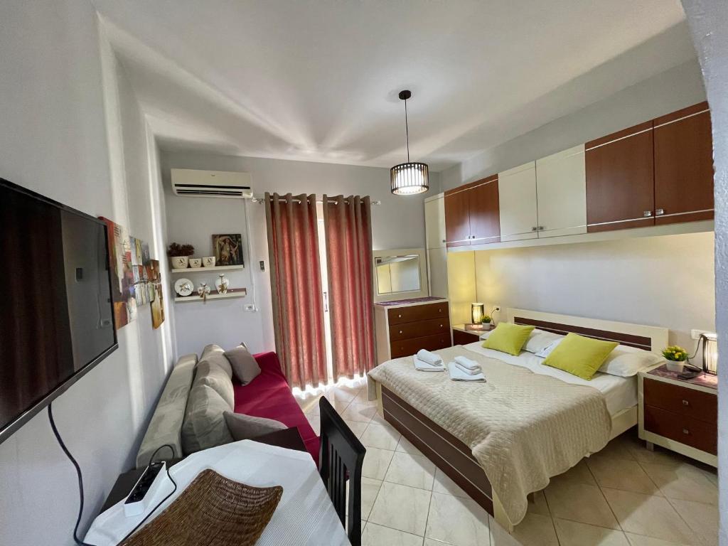 Melina Apartments