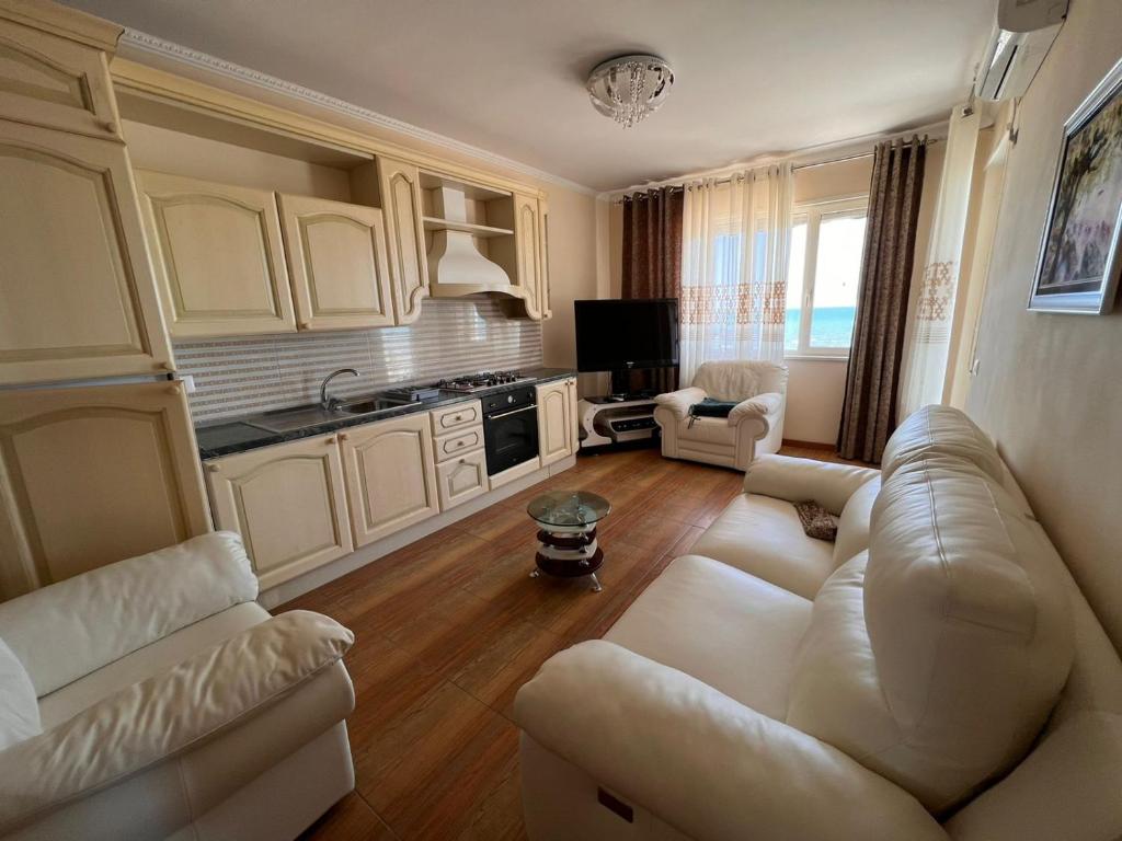Apartment on the beach – Durrës2