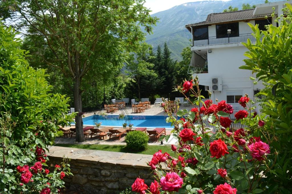 Hotel&Restaurant Aroma - Image 1