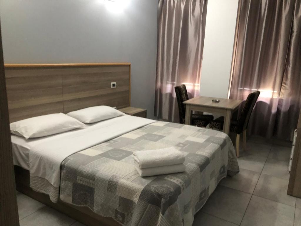 Hotel Pernoca - Image 1
