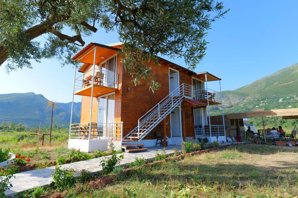 Vila Ari