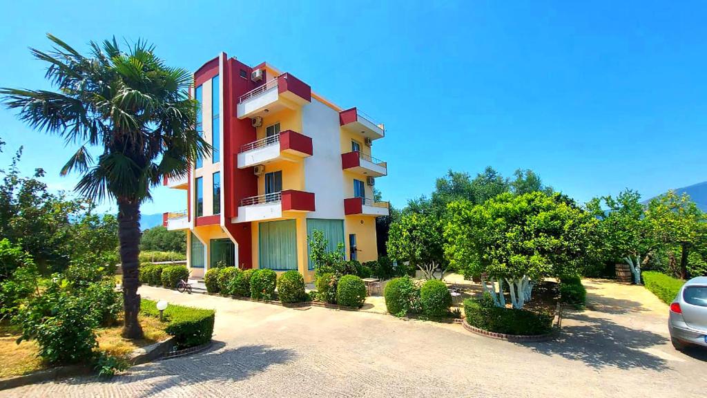 Hotel Dini - Image 1