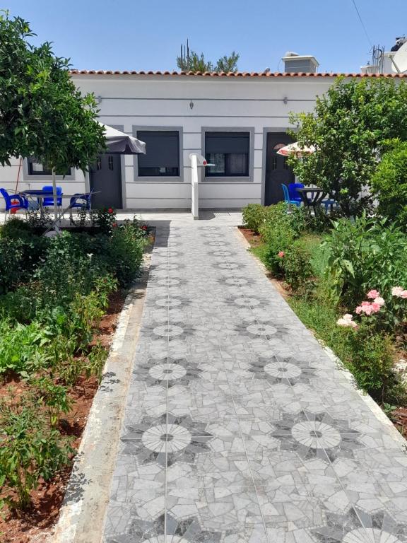 Vila F&M ksamil - Image 1
