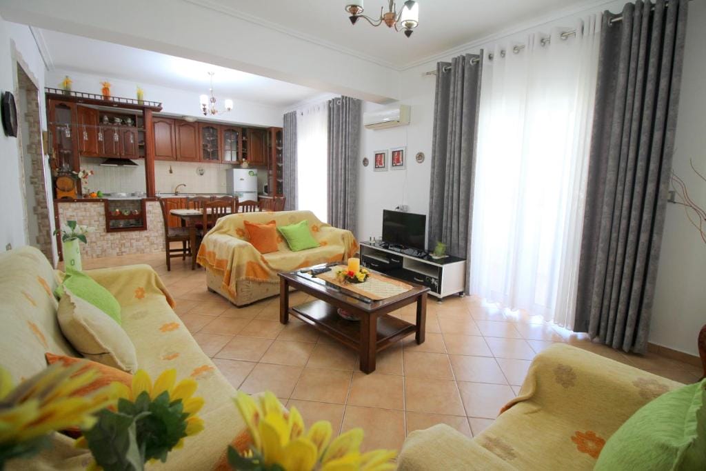 Lengu Holidays Houses - Image 1