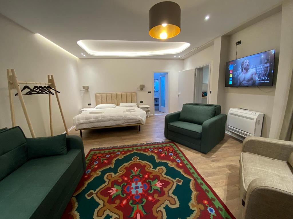 Vila-Amo, Suites&#038;Rooms in Tirana Center