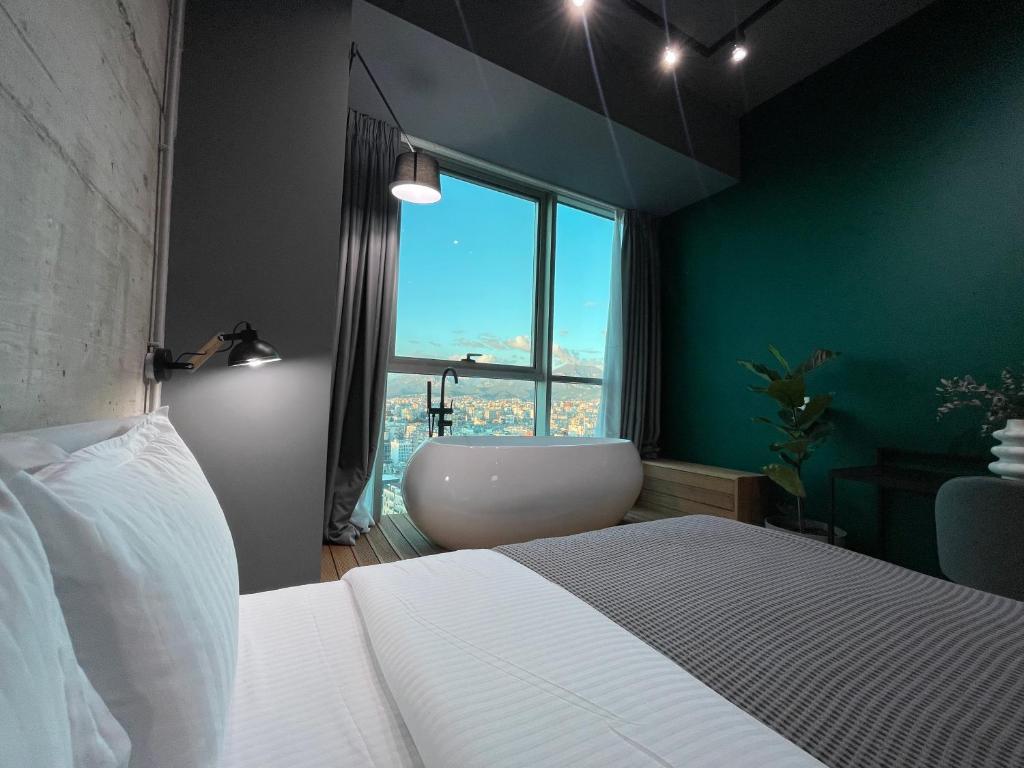 Ambassador Skyline Apartments