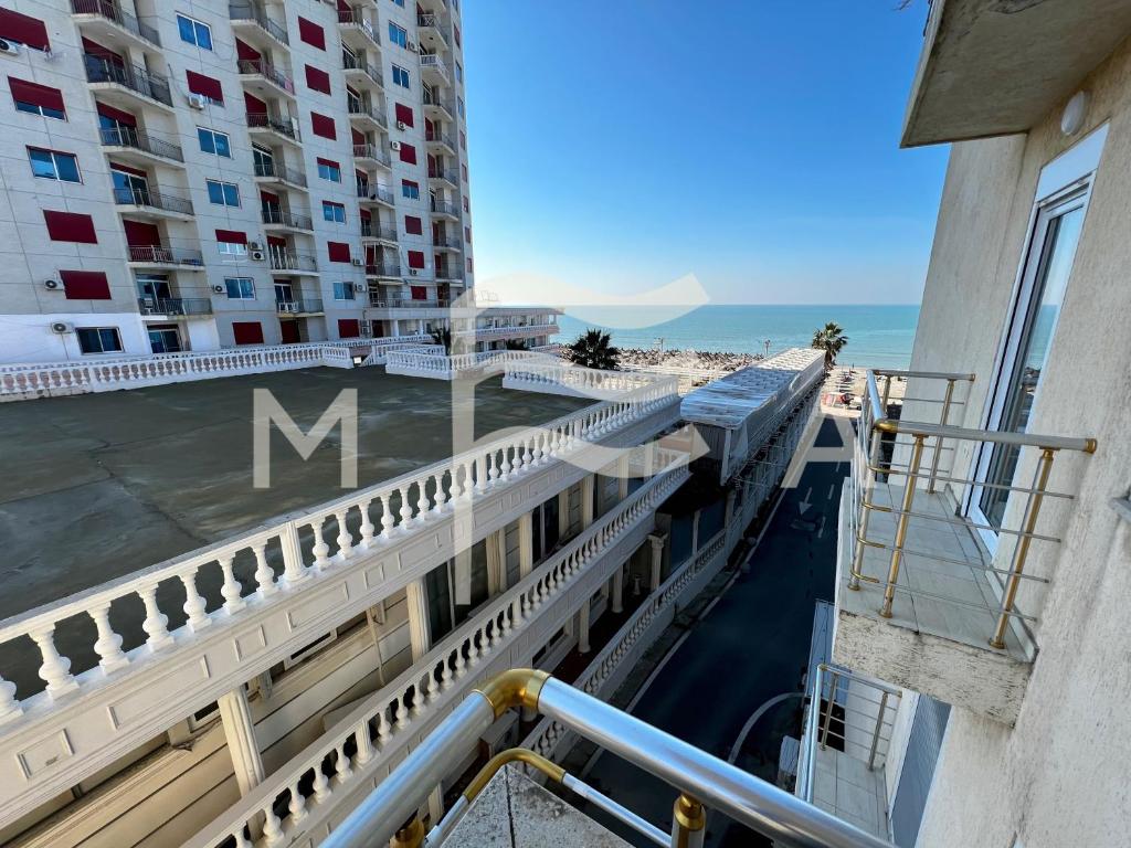 Seaspray Residence 718