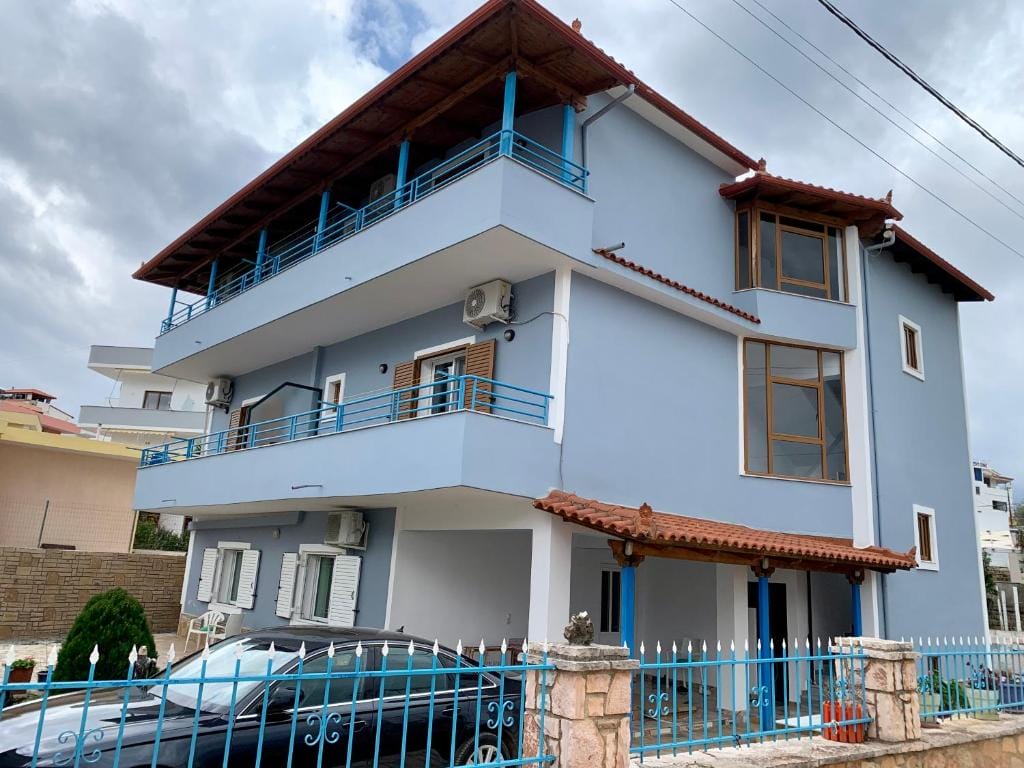 Vila Elite - Image 1