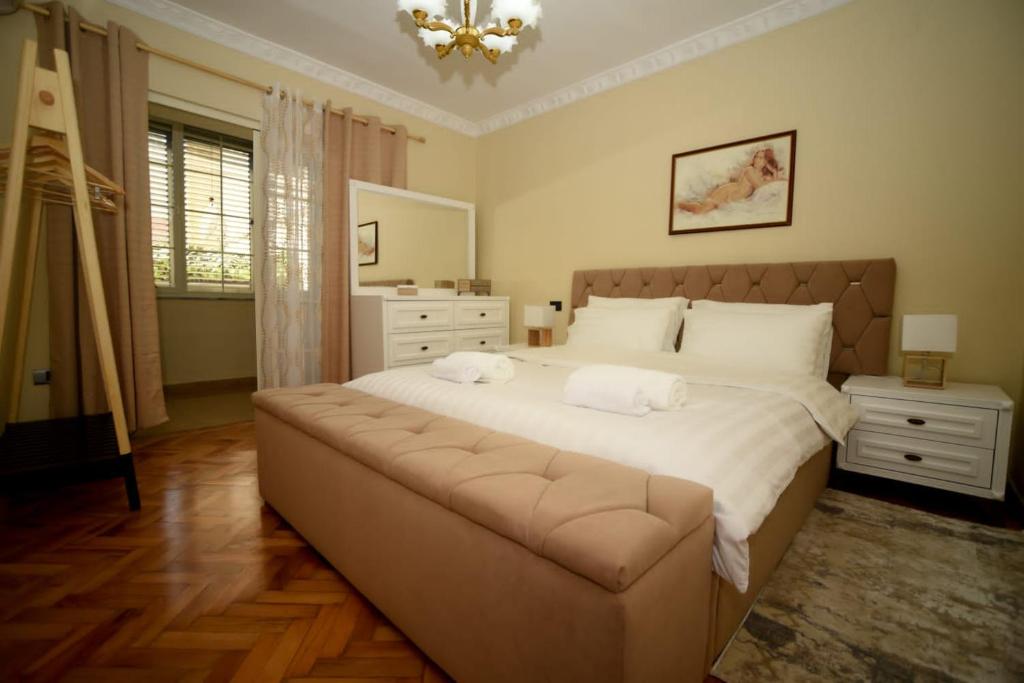 Amli Apartament - Image 1