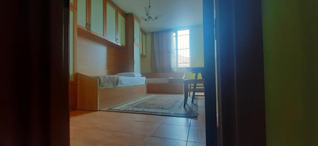 Enki’s Guesthouse