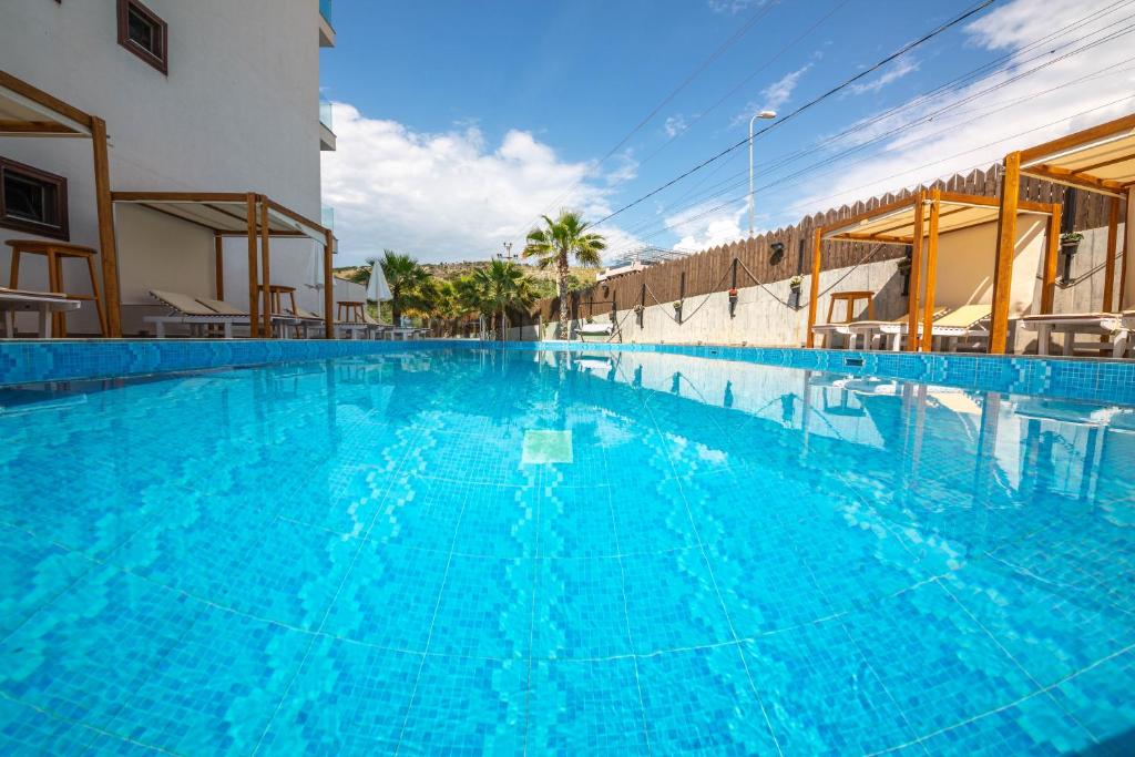 Bianco Hotel - Image 1