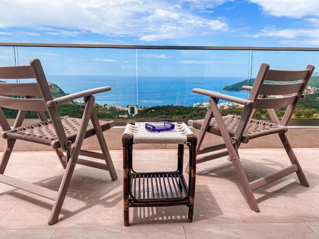 ELÉA Guesthouse himare - Image 1