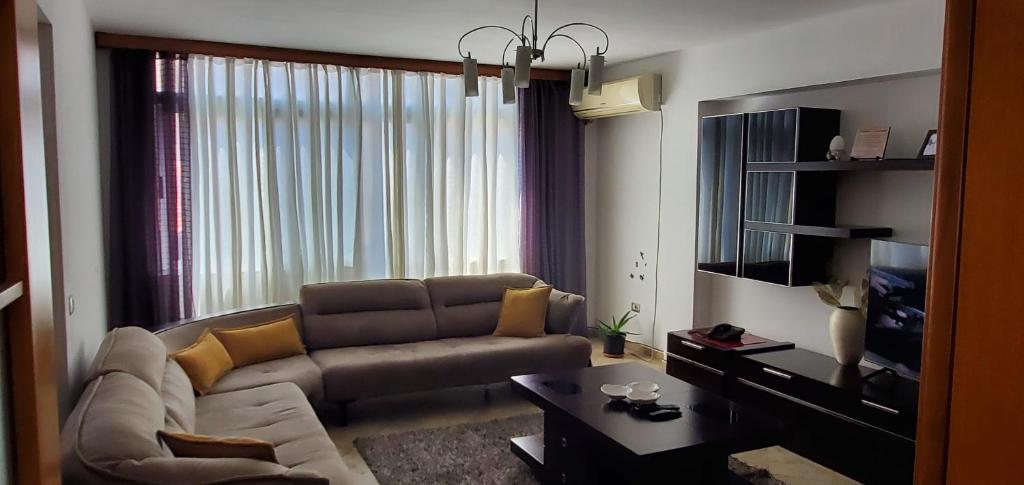 Tirana apartament 2