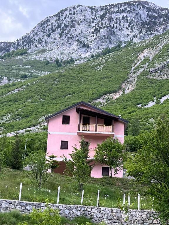 Arditi’s Villa