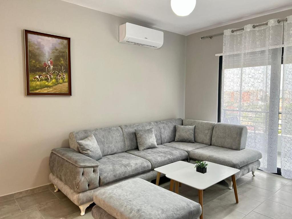 Aysel apartament 7 lungomare - Image 1