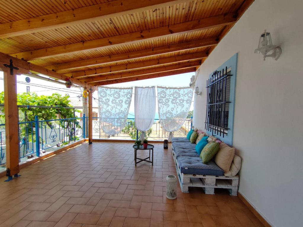 Kalderimi View House - Image 1