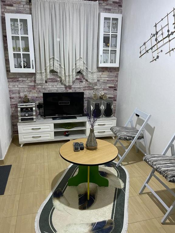 Dibra Home near City Center of Shkodra - Image 1