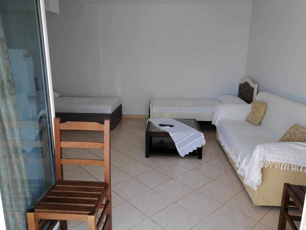 Harry Apartment - Image 1