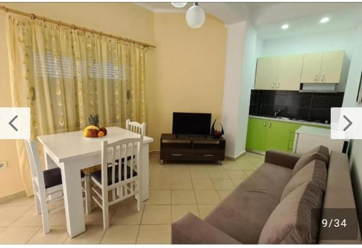 Eilen Apartaments - Image 1