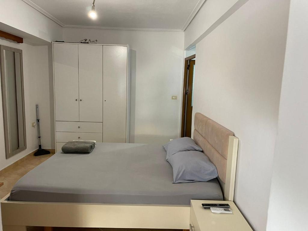 Redi’s Apartment - Image 1