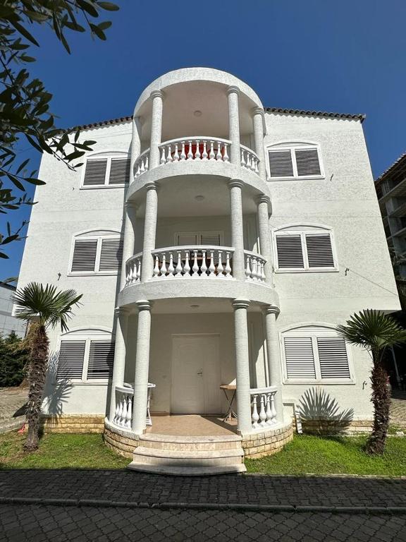 Villa Del Sol - Image 1