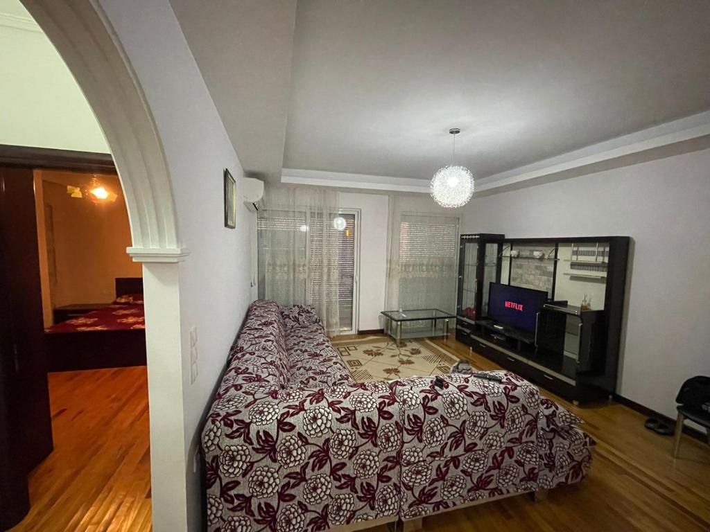 Apartment Rroshi