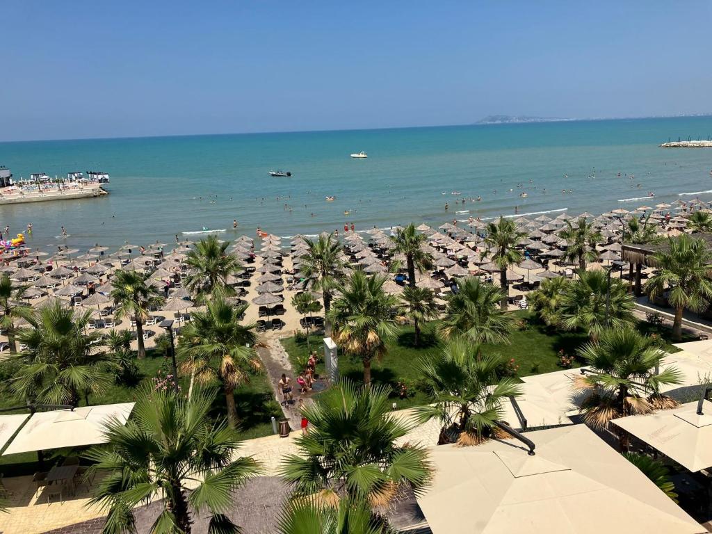 Magic View! - Image 1