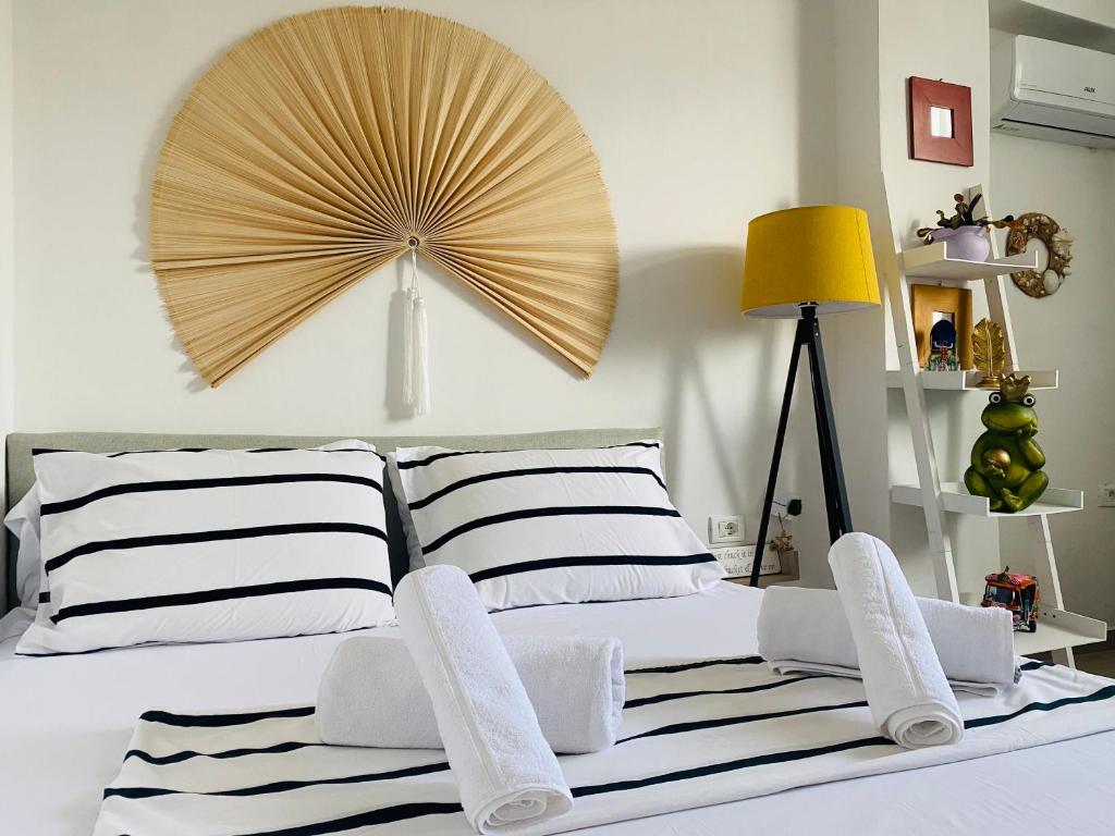 Lola’s Apartment - Image 1