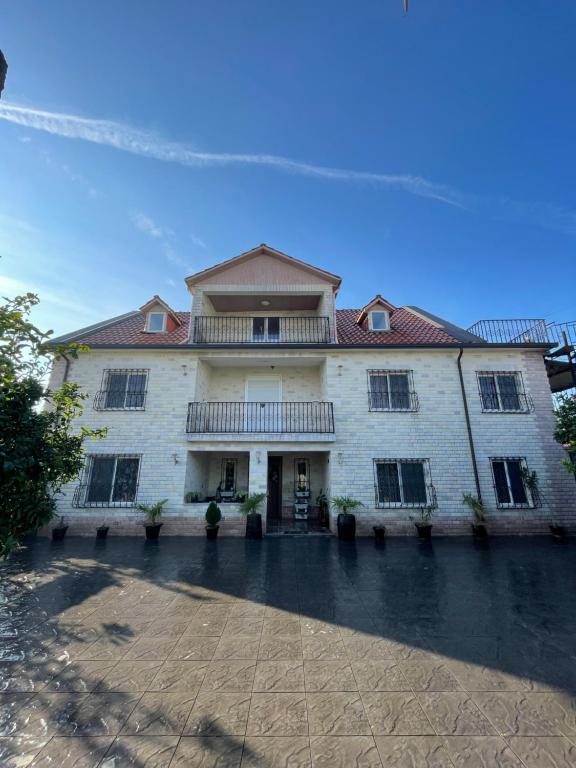 Villa Agos