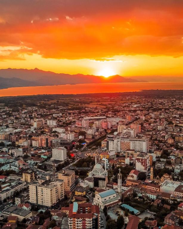 Sunset View Apartment Shkodër Rooftop