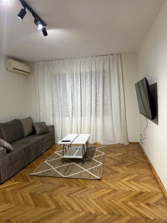 Cozy Apartment, in the center of Tirana - Image 1