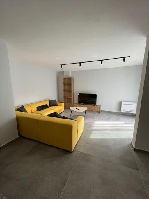 5th Floor Apartment 2+1 Qerret