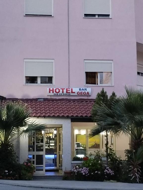 Hotel Gega - Image 1